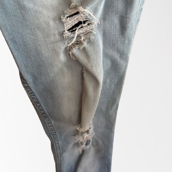 Hollister Light Wash Ripped Low Rise Super Skinny Jeans - Picture 4 of 12